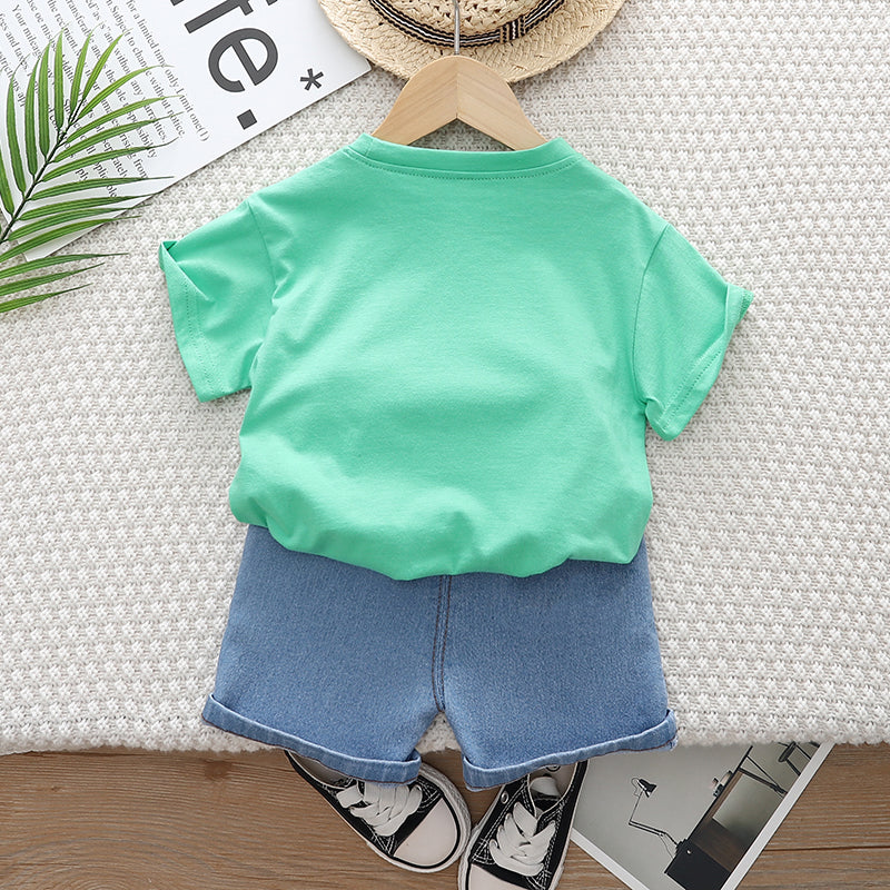 Boys Green Typography Printed Pure Cotton T-shirt With Shorts