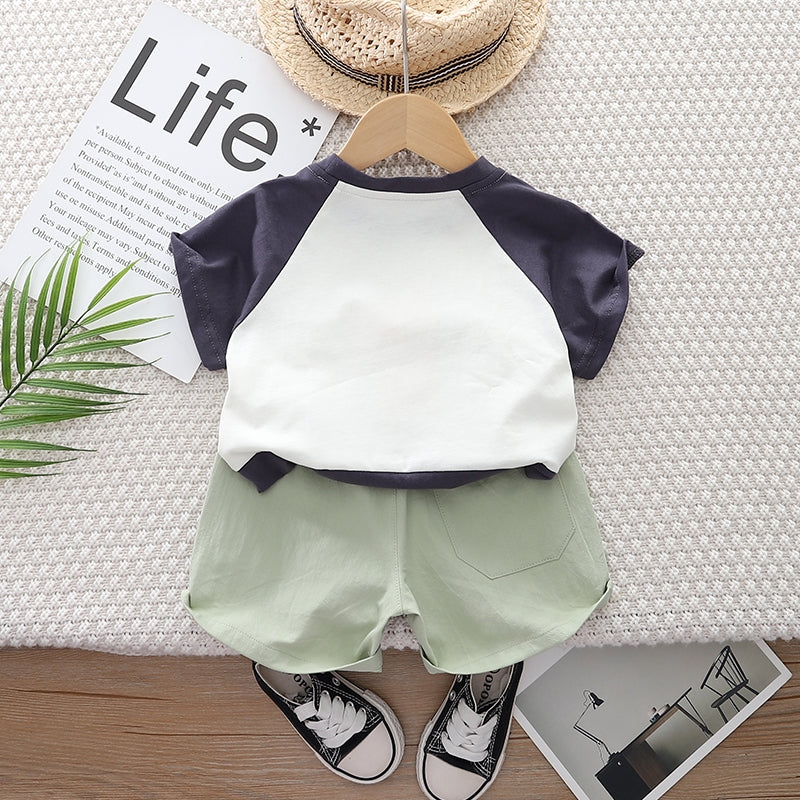 Kids Graphic Printed Pure Cotton T-shirt with Shorts
