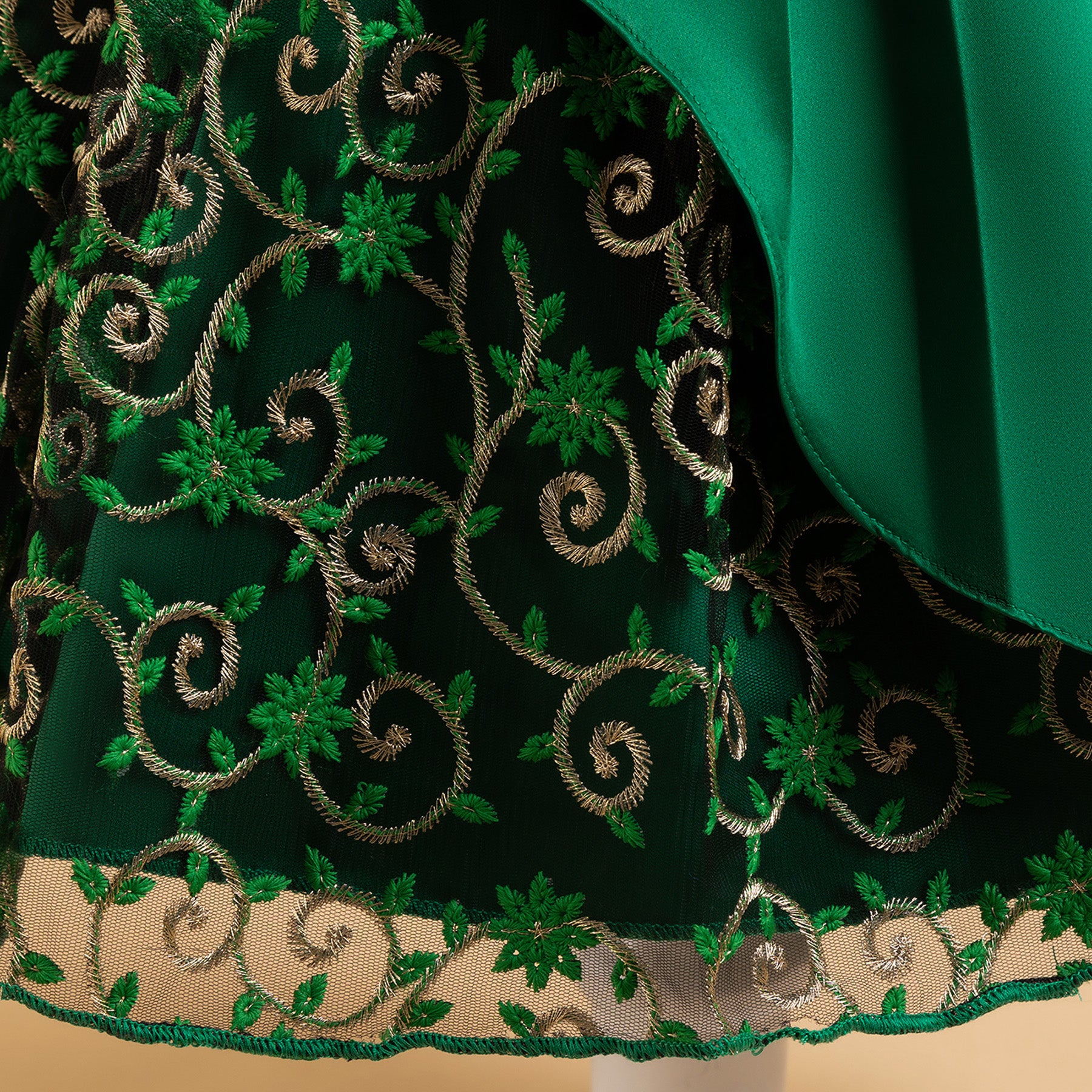 Girls Green Ethnic Motifs Printed Puff Sleeve Midi Dress