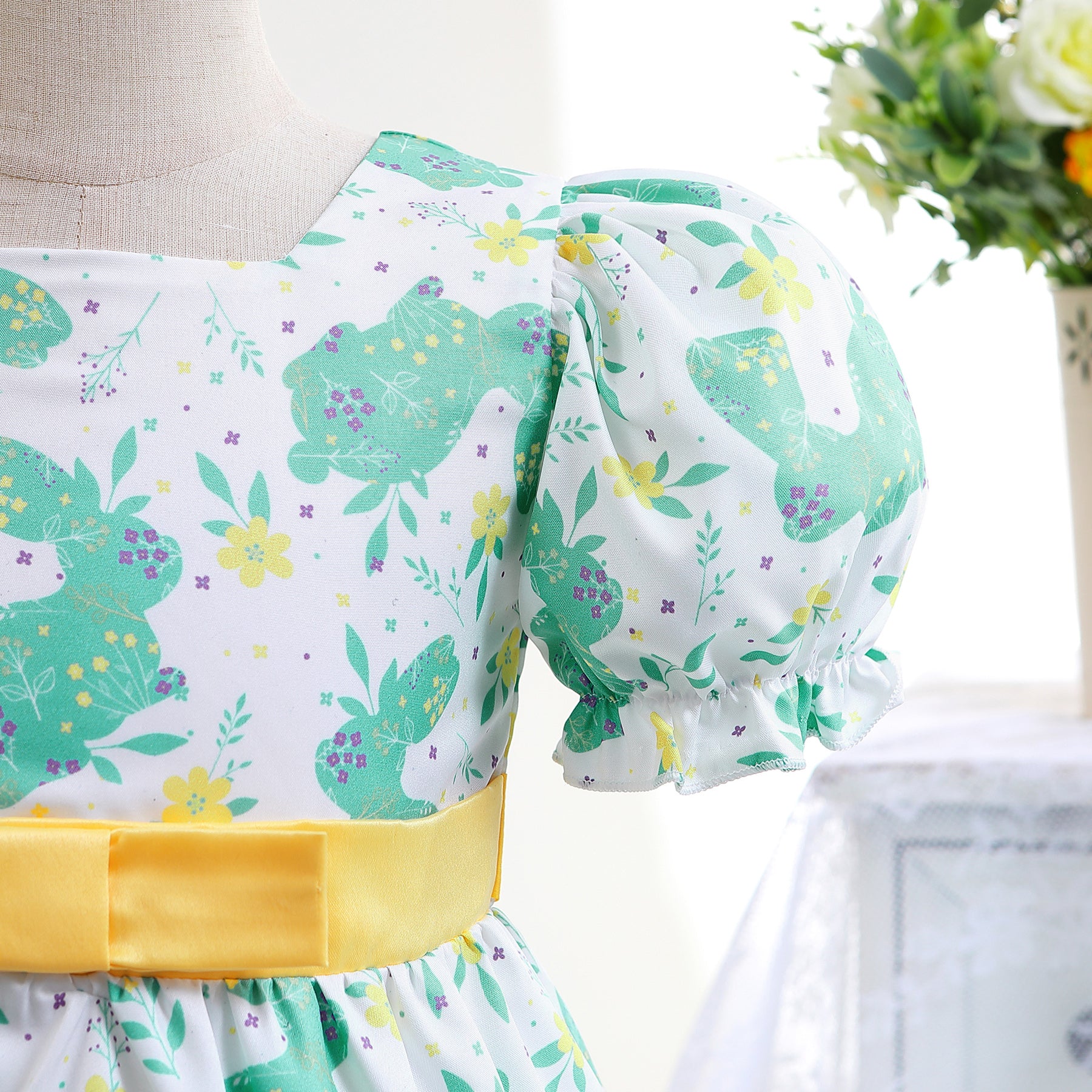 Girls Green Floral Printed Bow Puff Sleeves Tiered Cotton Fit & Flare Dress