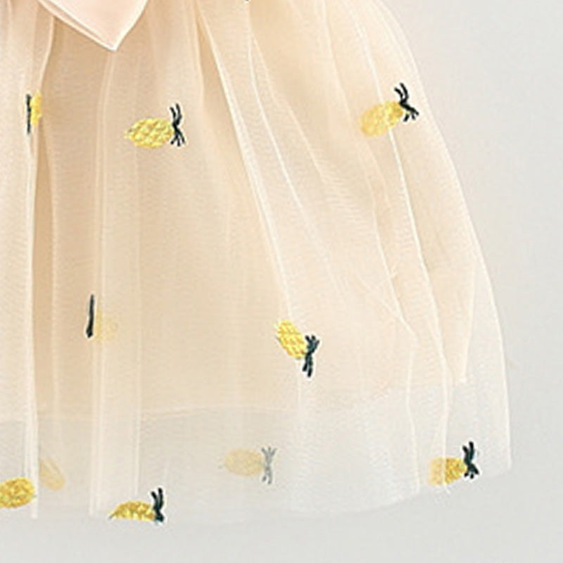 Girls Colourblocked Round Neck Gathered or Pleated A-Line Dress