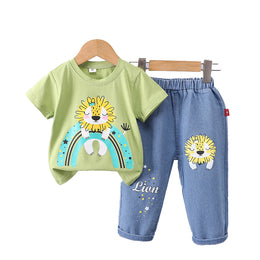 Boys Printed T-shirt With Trousers