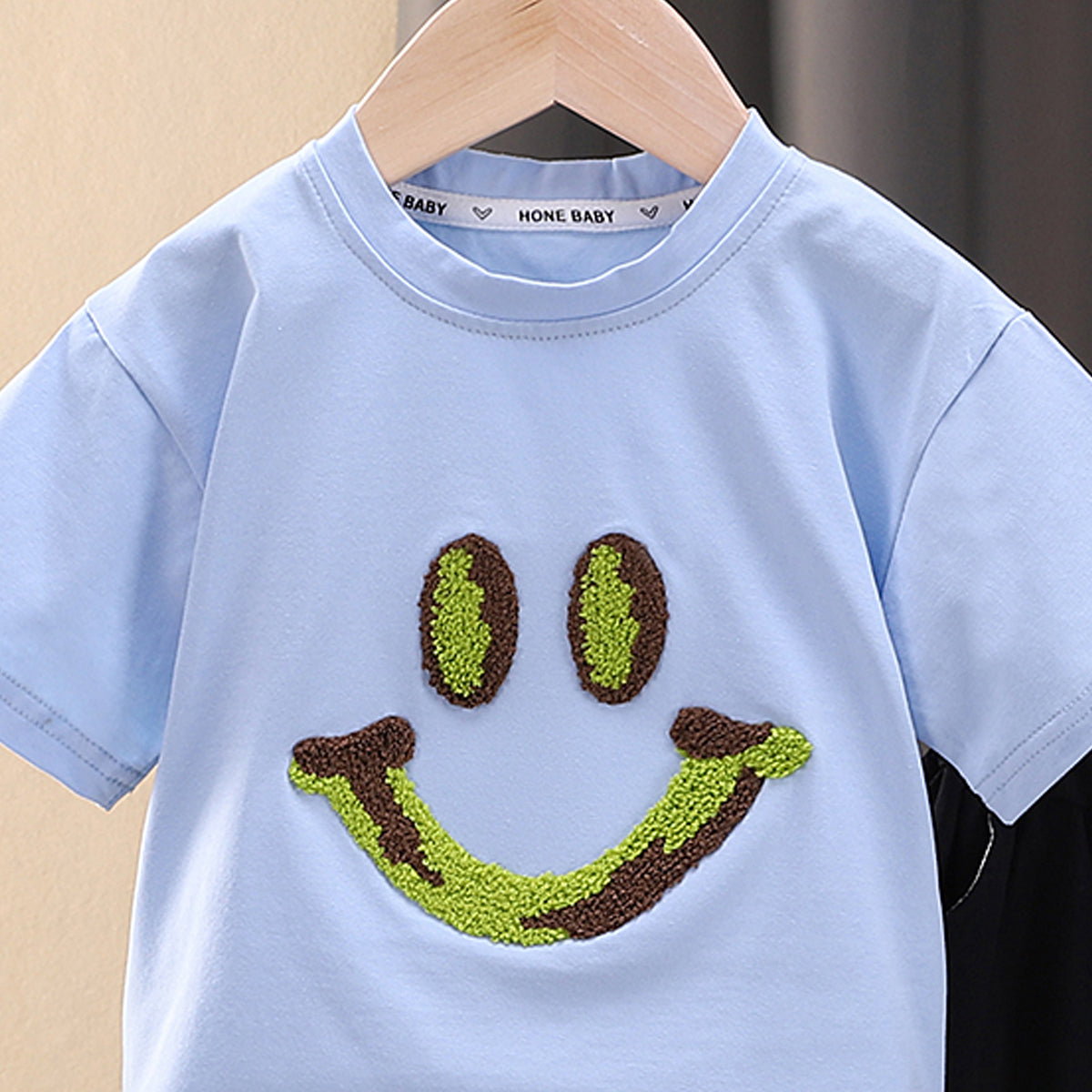 Boys Embroidered T-shirt With Shorts