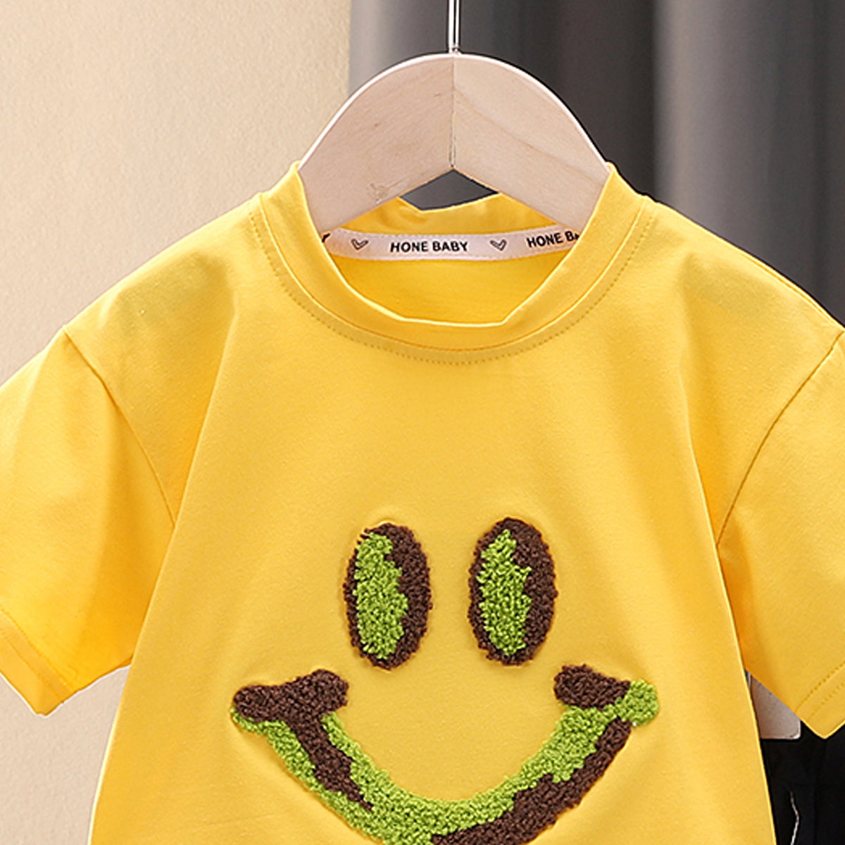 Boys Embroidered T-shirt With Shorts