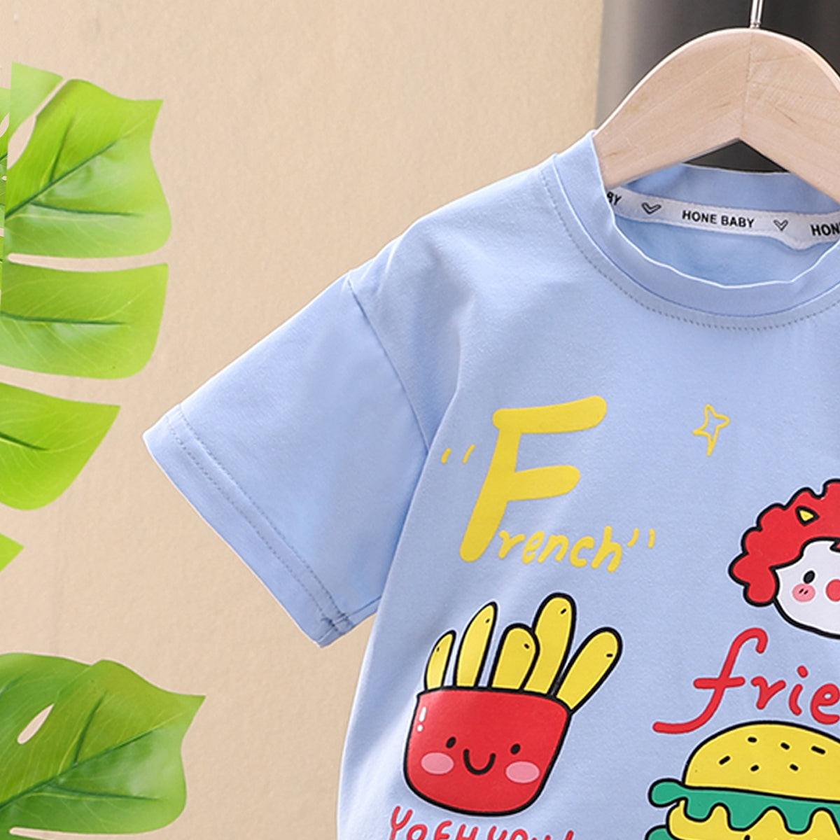 Boys Graphic Printed T-shirt With Shorts