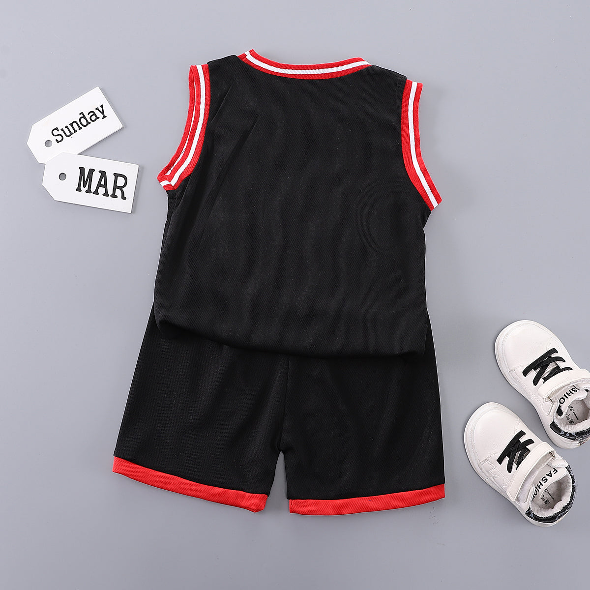 Boys Black Typography Printed Round Neck T-shirt With Shorts