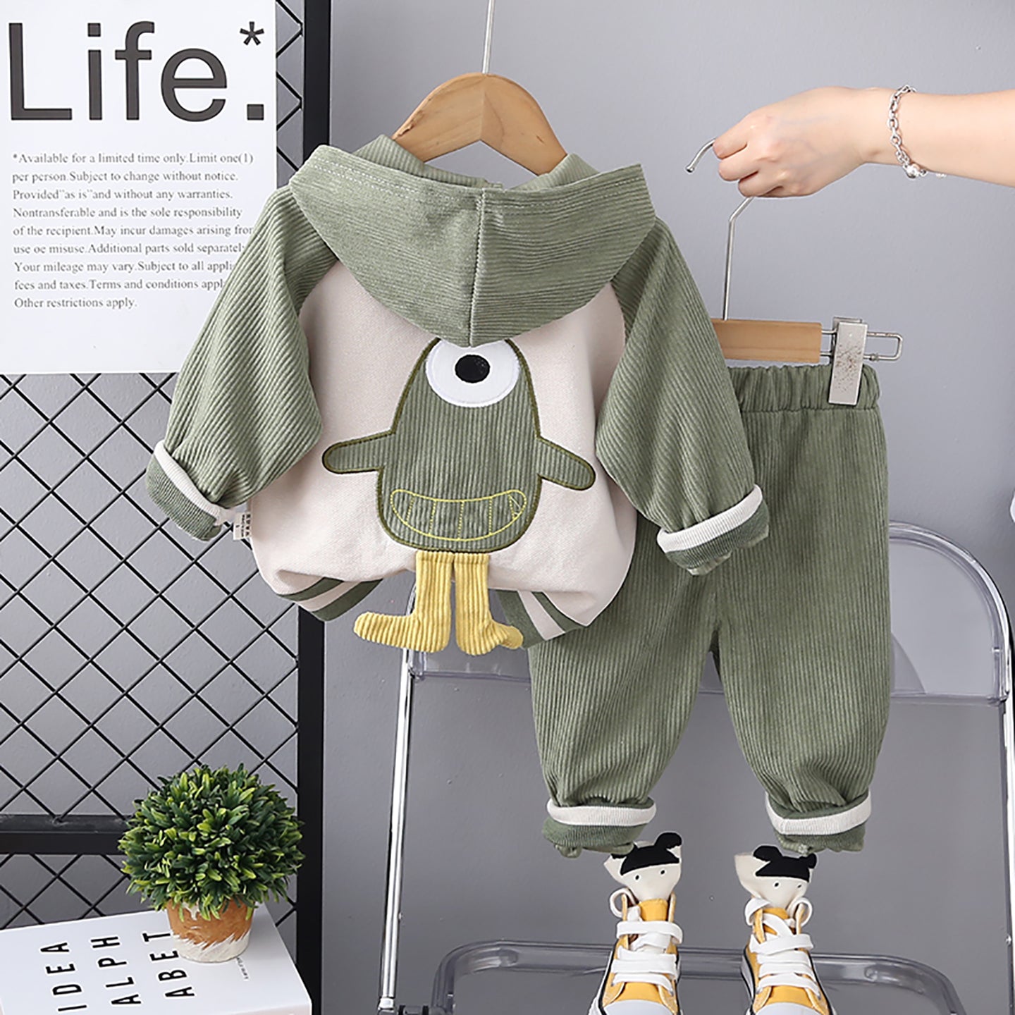 Kids Colourblocked Hooded Pure Cotton Top With Trousers
