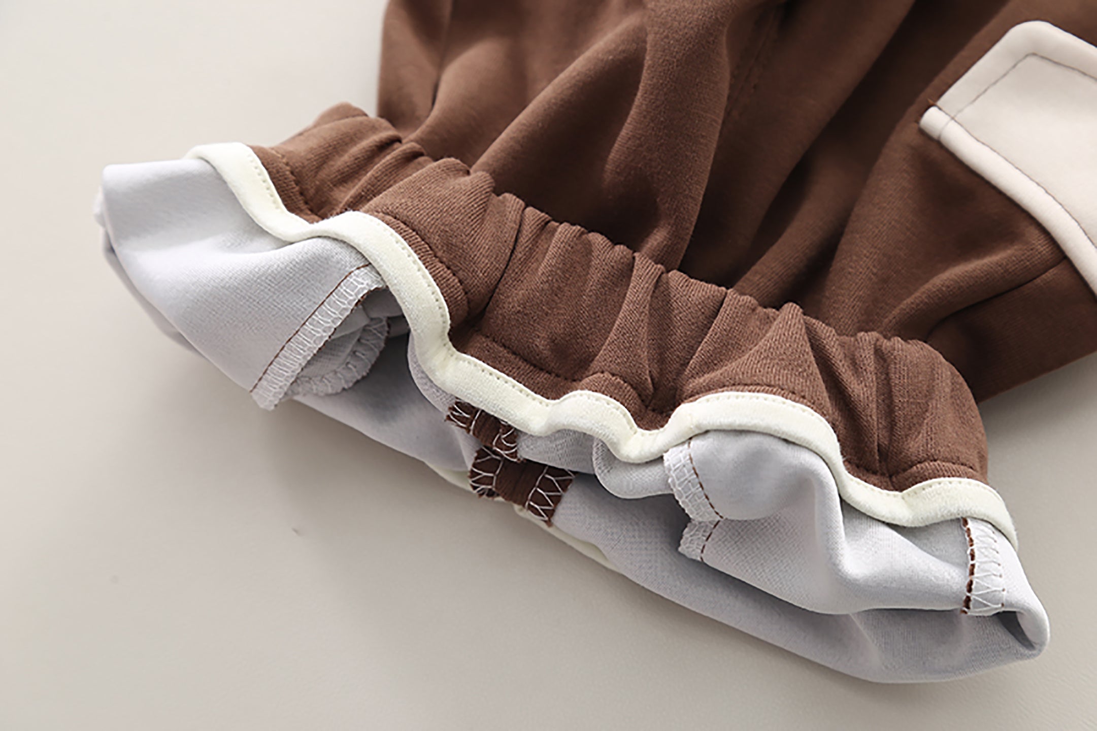 Kids Brown & White Colourblocked Pure Cotton Top with Trousers