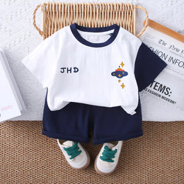 Boys Printed Round Neck T-shirt with Shorts