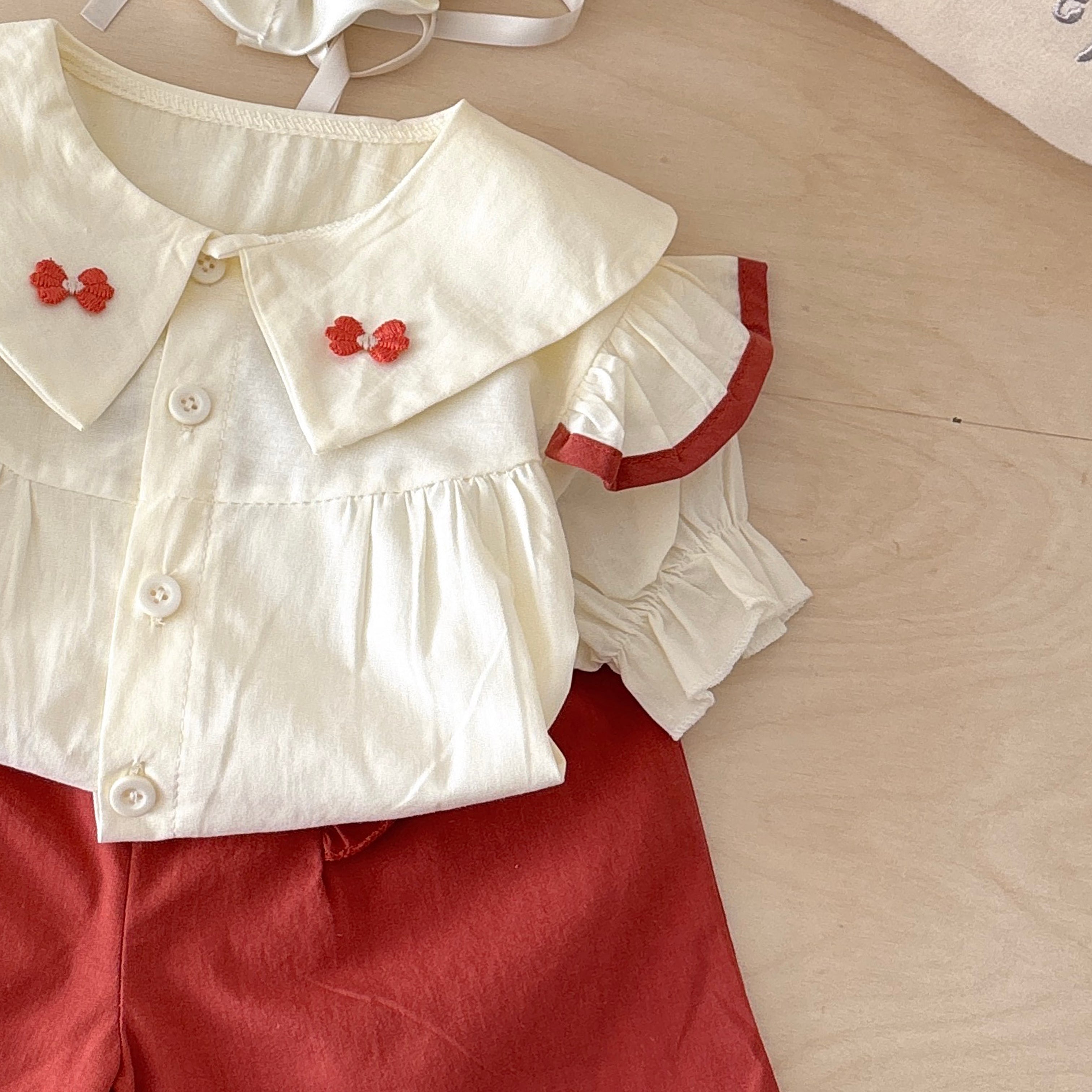 Girls Colourblocked Top With Shorts