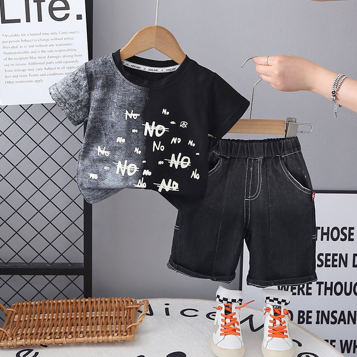 Boys Printed Short Sleeves T-shirt With Shorts