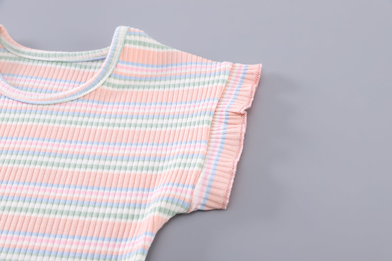 Girls Self Design Dungarees and T-shirt