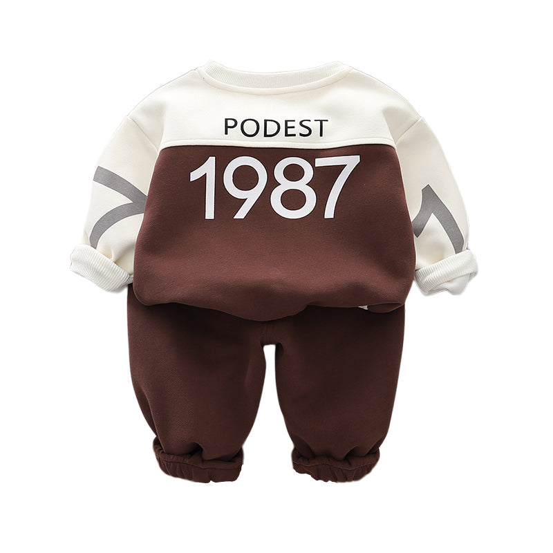 Boys Printed Sweatshirt With Trousers