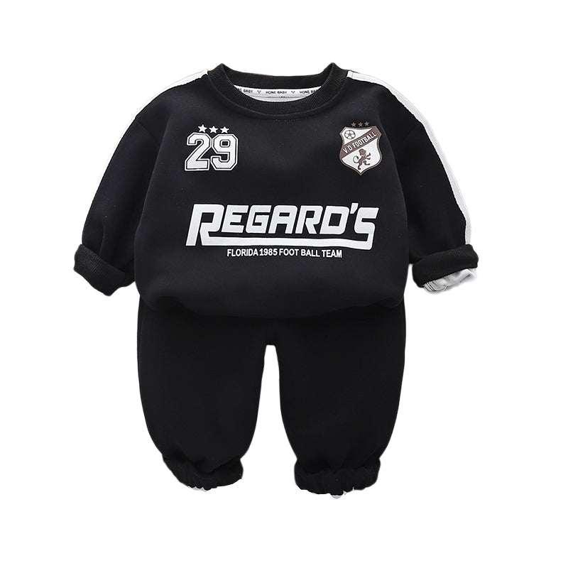 Boys Printed T-shirt With Trousers