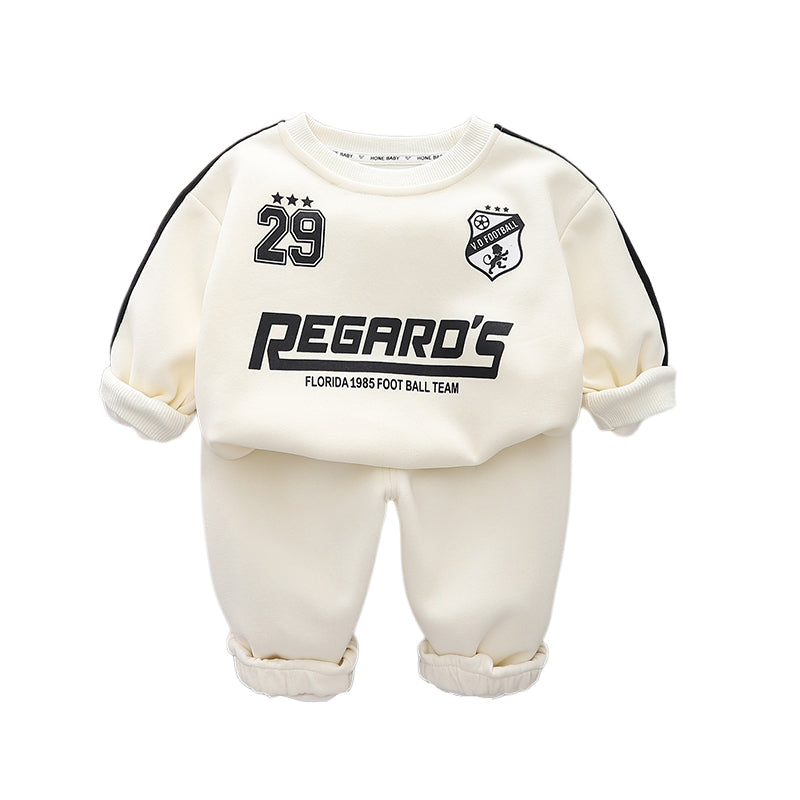Boys Printed Round Neck Sweatshirt With Trousers
