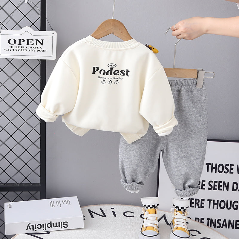 Boys Printed Round Neck T-shirt With Trousers