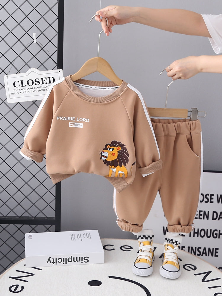 Boys Printed Round Neck T-shirt with Trousers