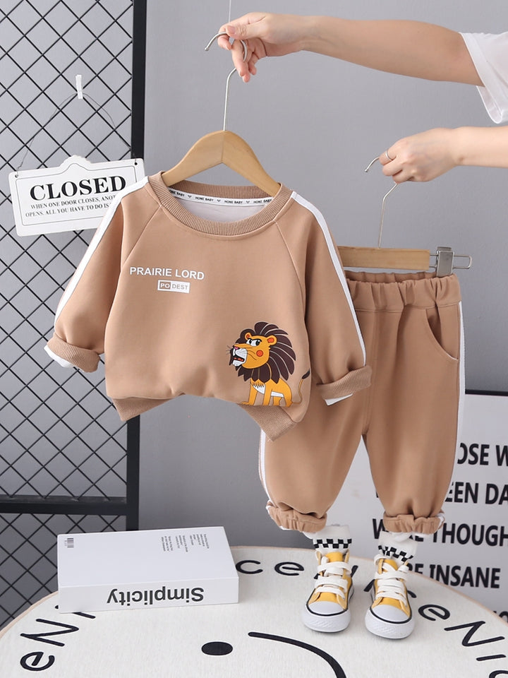 Boys Printed Round Neck T-shirt with Trousers