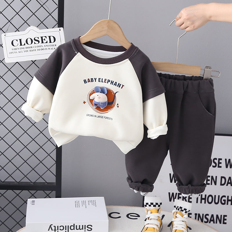 Boys Printed Sweatshirt With Trousers