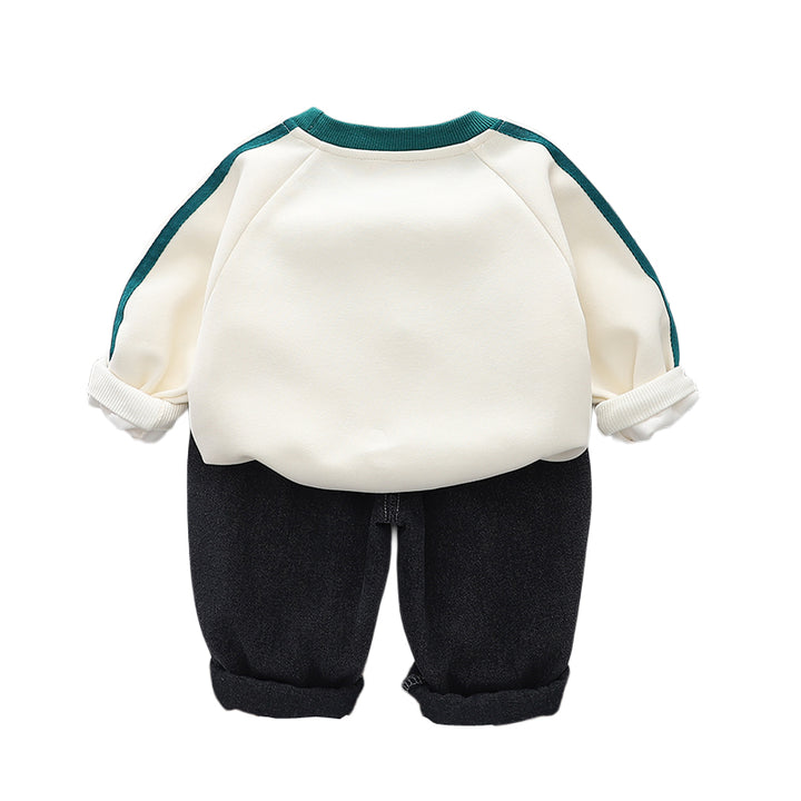 Boys Printed Sweatshirt With Trousers
