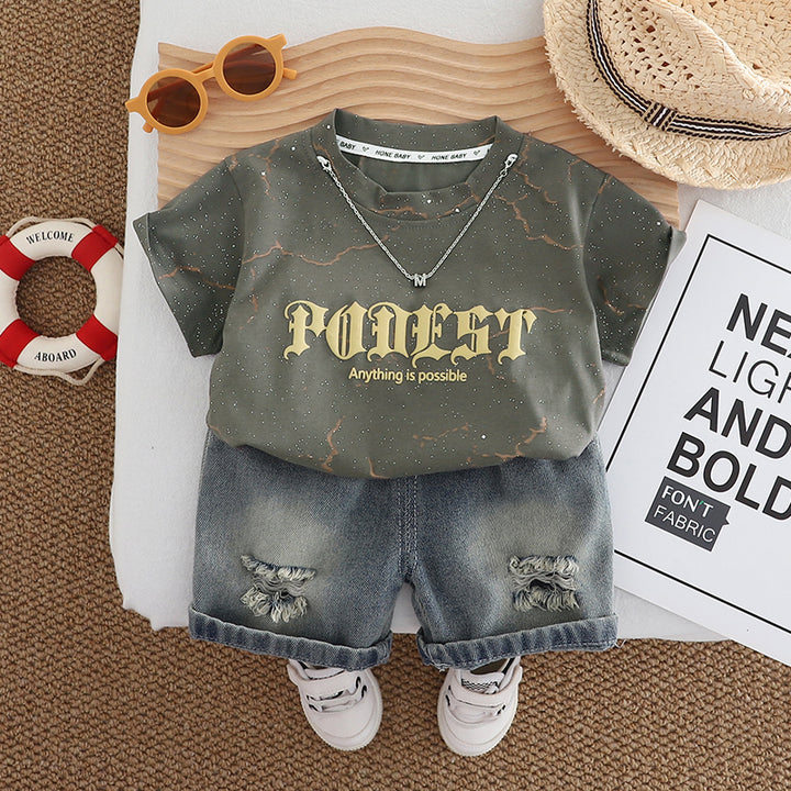 Boys Typography Printed T-shirt With Capris
