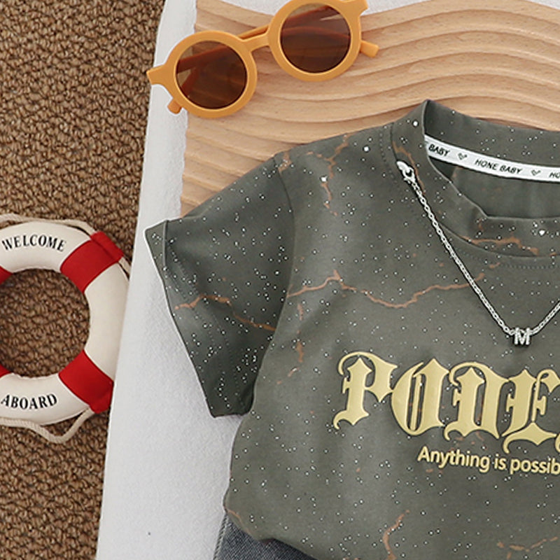 Boys Typography Printed T-shirt With Capris