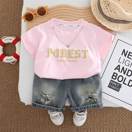 Boys Typography Printed T-shirt With Capris