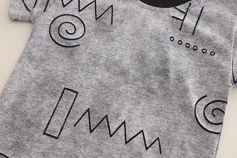Boys Printed T-shirt With Shorts