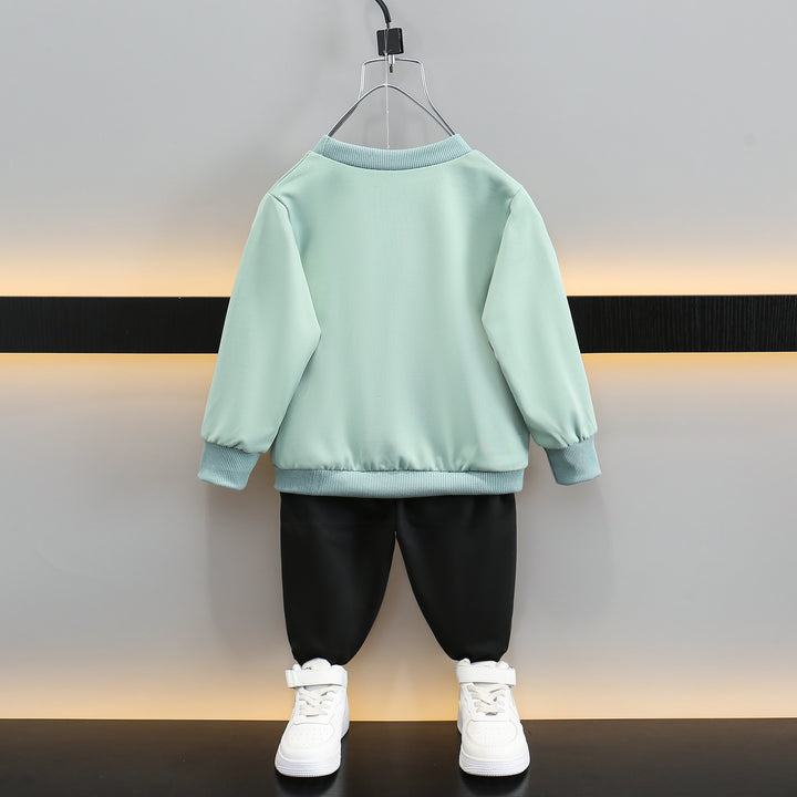 Boys Green & Black Typography Printed T-shirt with Trousers
