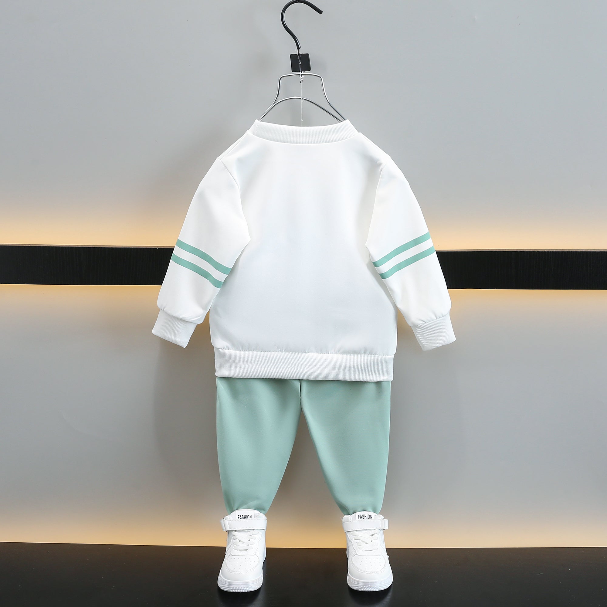 Boys Green & White Printed T-Shirt With Trouser