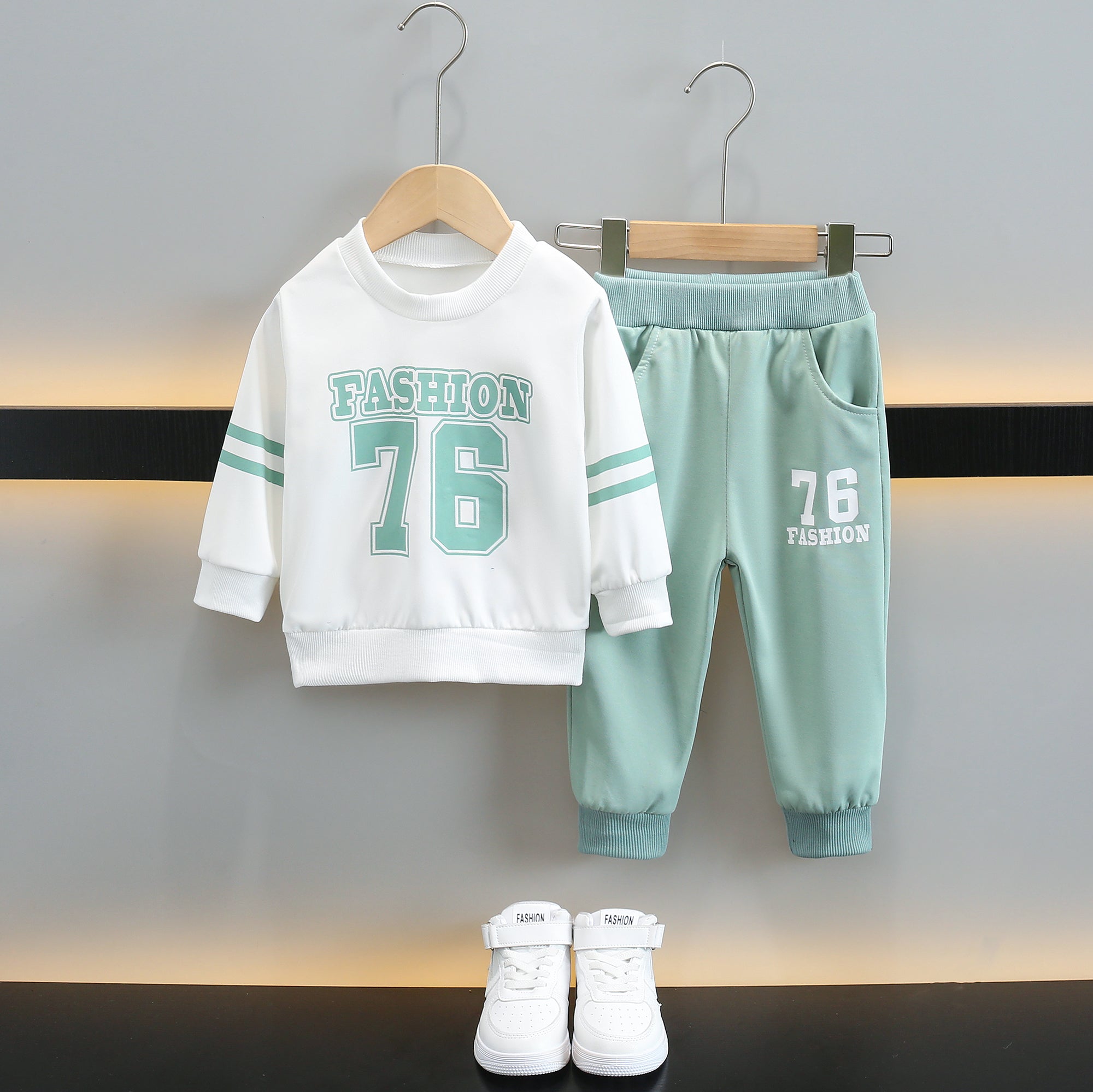 Boys Green & White Printed T-Shirt With Trouser