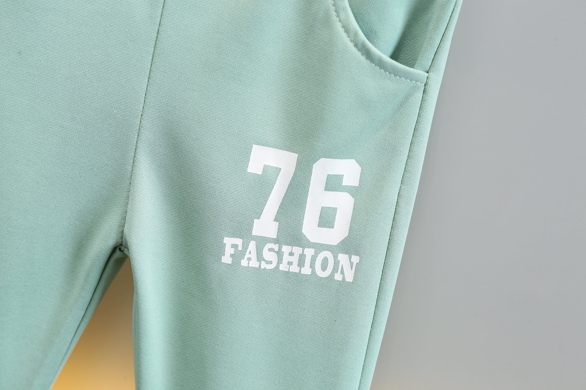 Boys Green & White Printed T-Shirt With Trouser