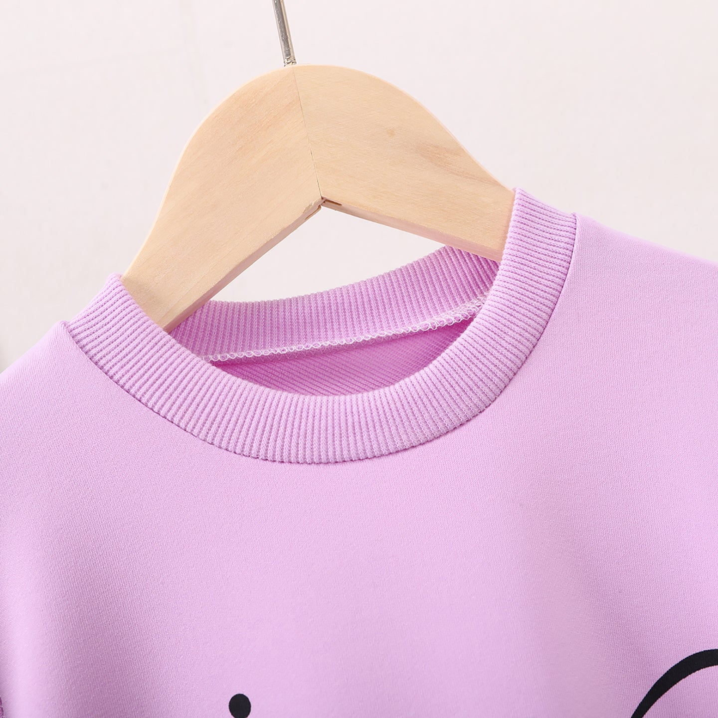 Girls Pink & Black Typography Printed Pyjamas