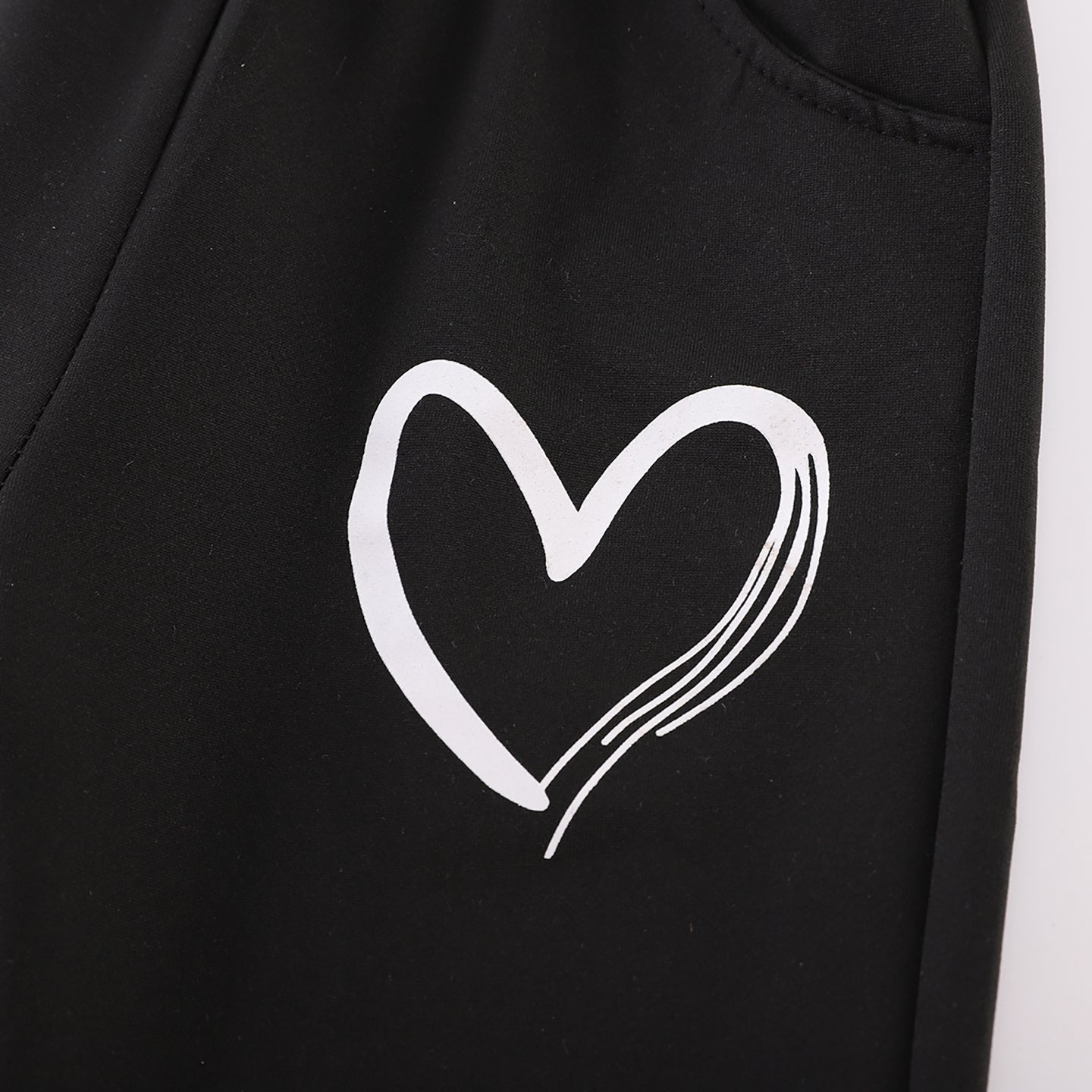 Girls Printed Round Neck Long Sleeves Sweatshirt With Jogger