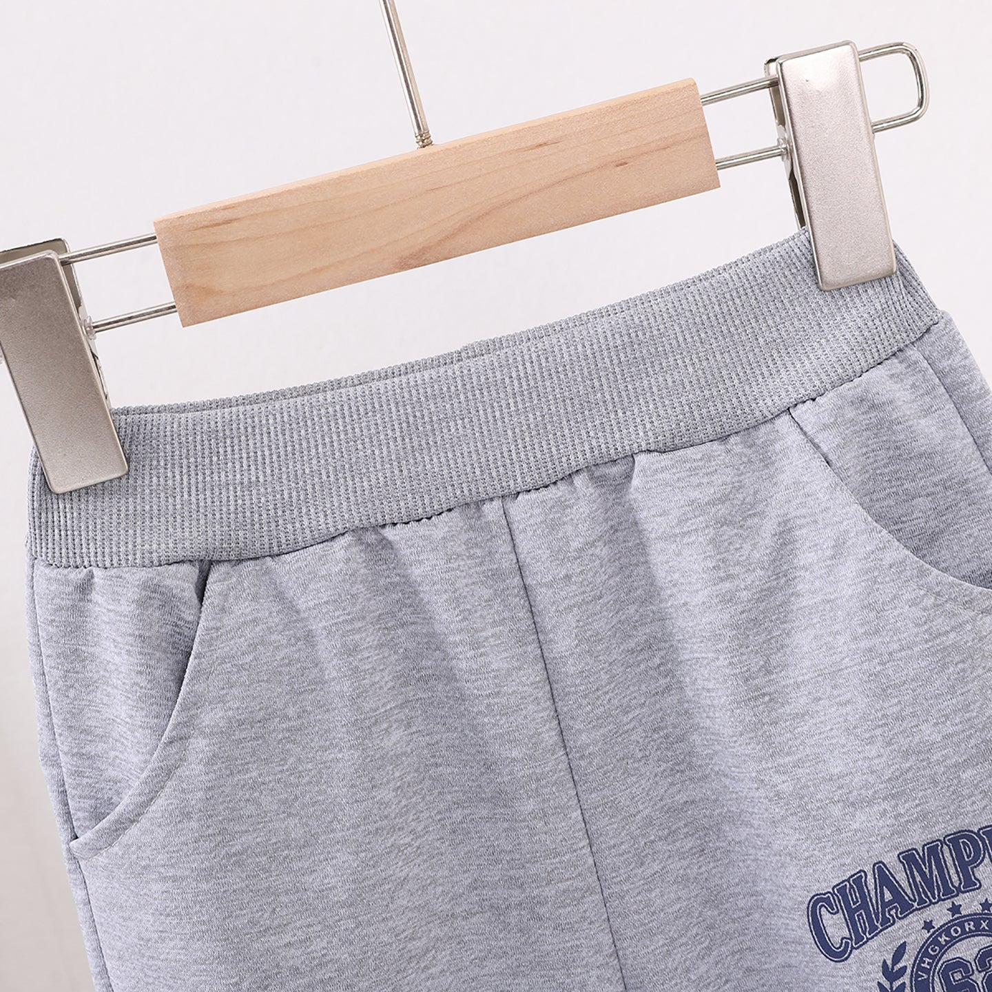 Boys Printed Round Neck Long Sleeves Sweatshirt With Jogger