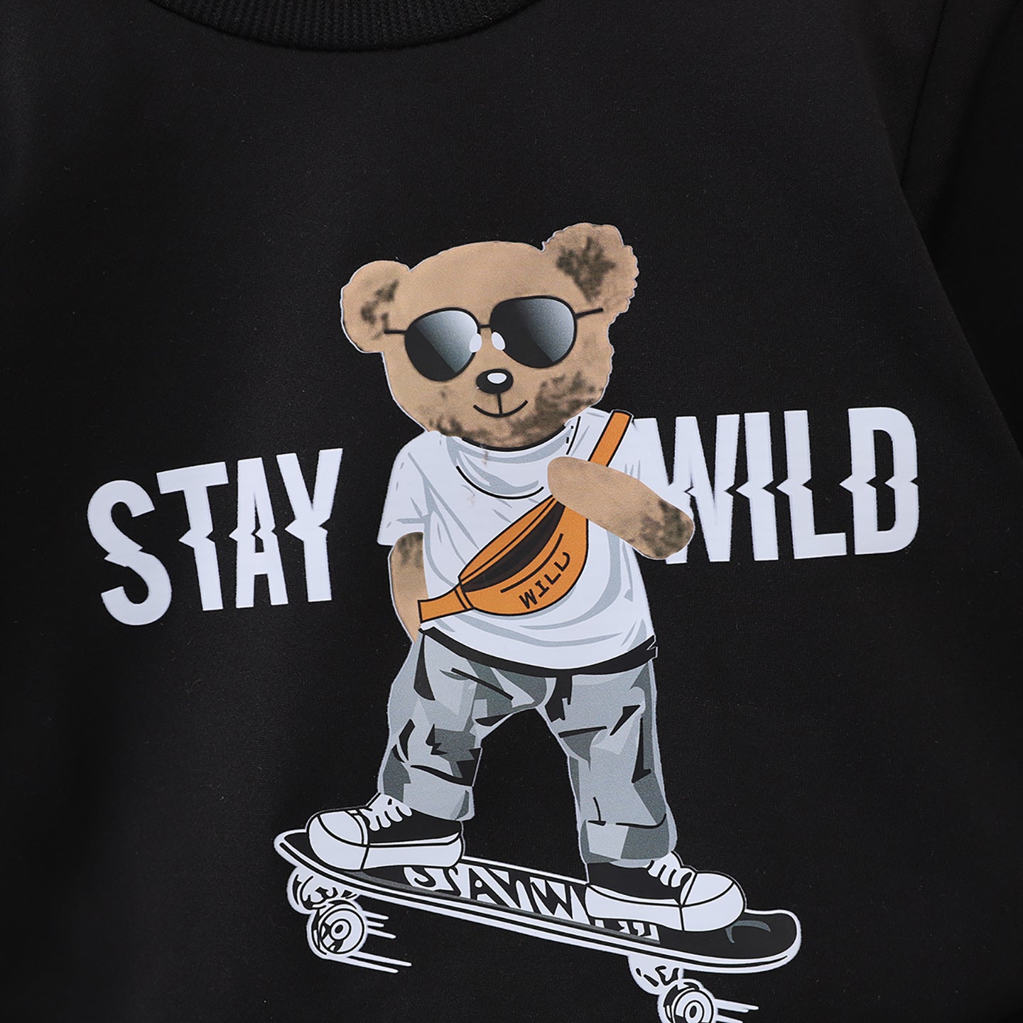 Boys Printed Round Neck Long Sleeves Sweatshirt With Jogger