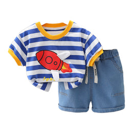 Boys Striped Round Neck T-shirt With Shorts