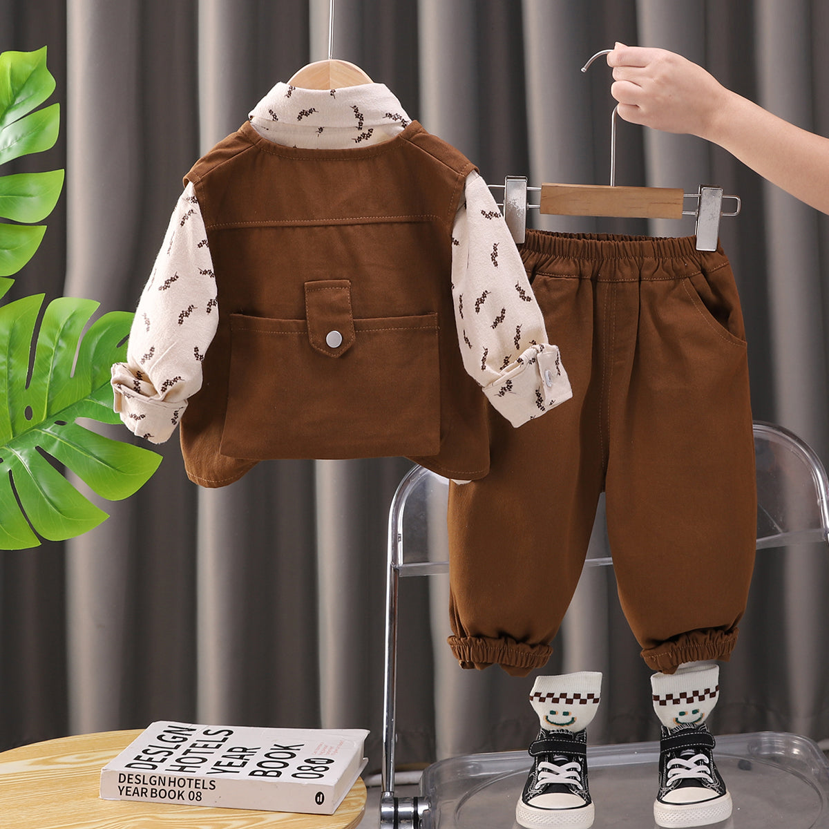 Boys Printed Shirt Collar T-shirt with Trousers & Waistcoat