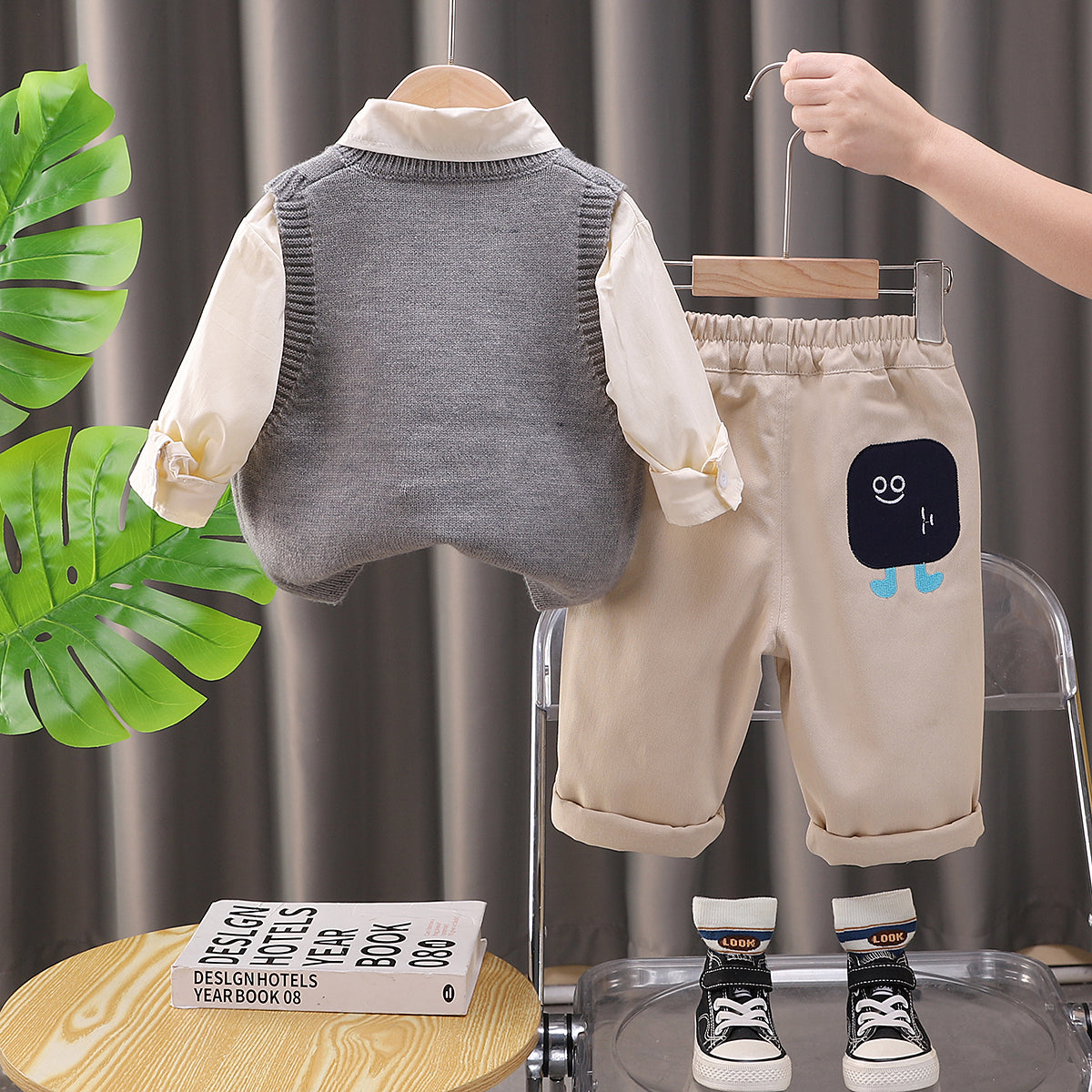 Boys Self Design Shirt Collar T-shirt with Trousers