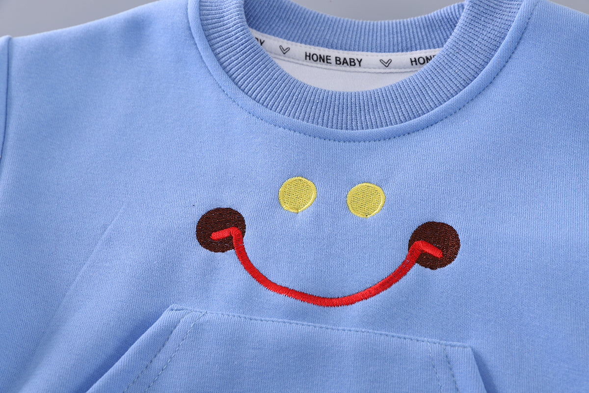 Boys Printed T-shirt With Trousers