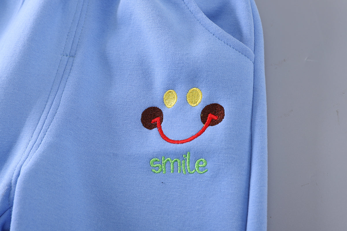 Boys Printed T-shirt With Trousers