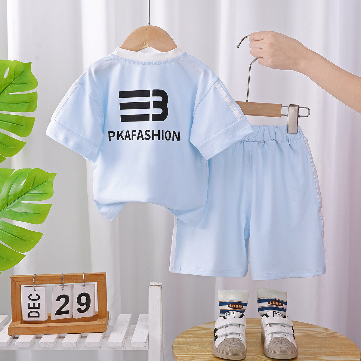 Boys Printed Round Neck Short Sleeves T-shirt With Shorts