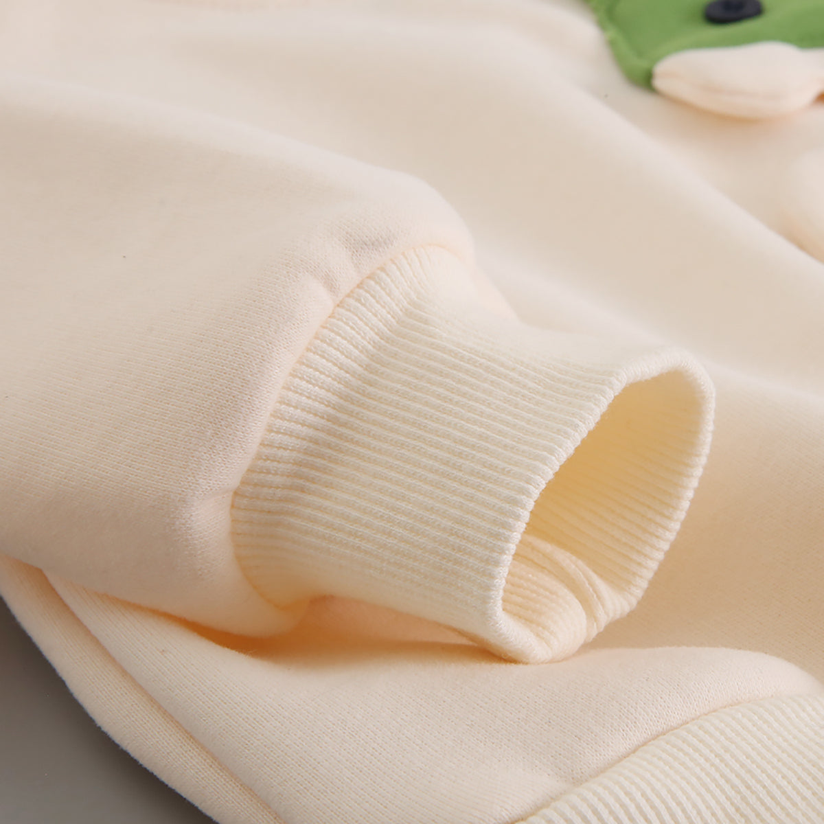 Boys Colourblocked Round Neck Sweatshirt With Jogger