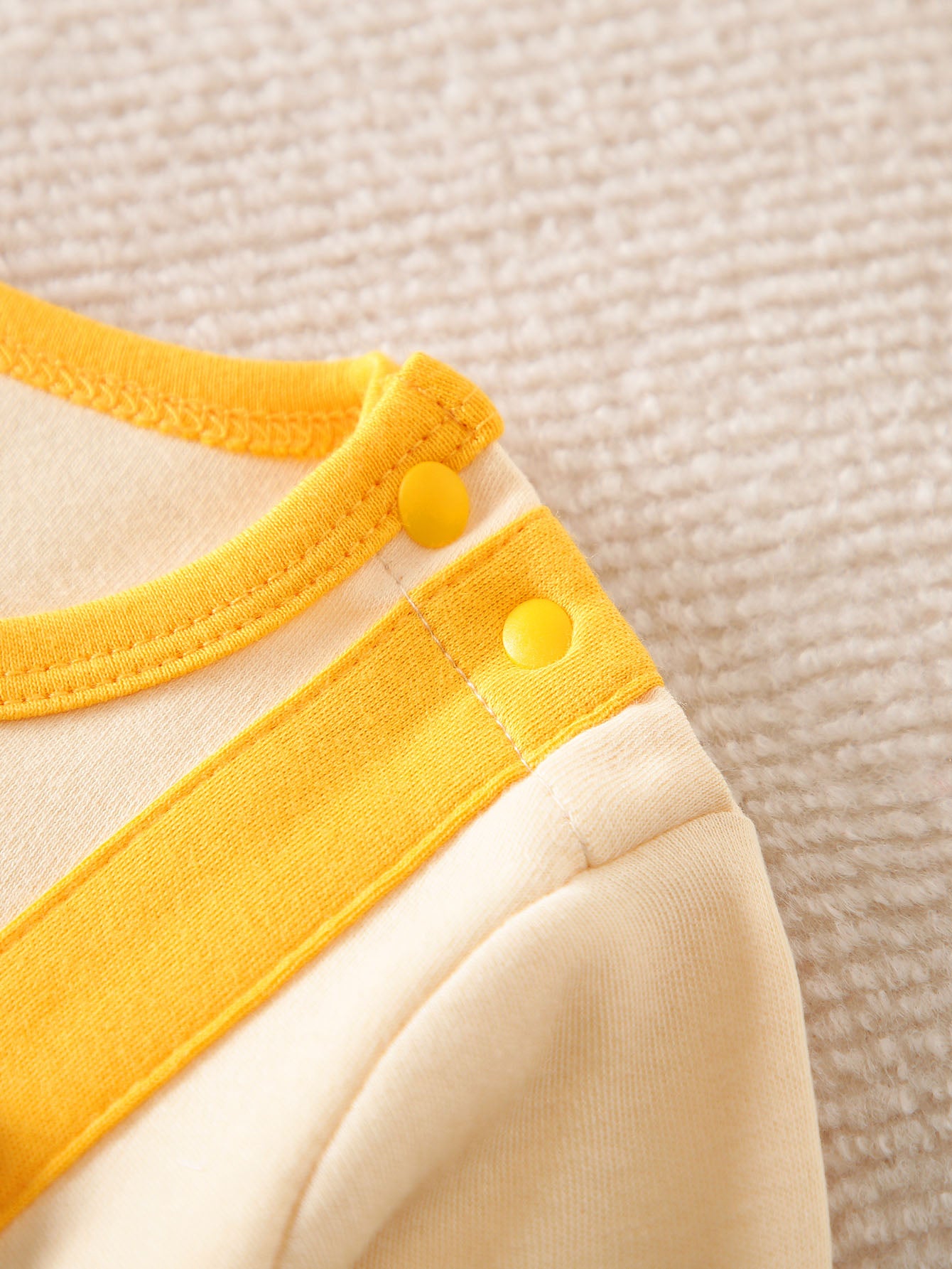 Infant Boys Yellow Graphic Printed Pure Cotton Rompers