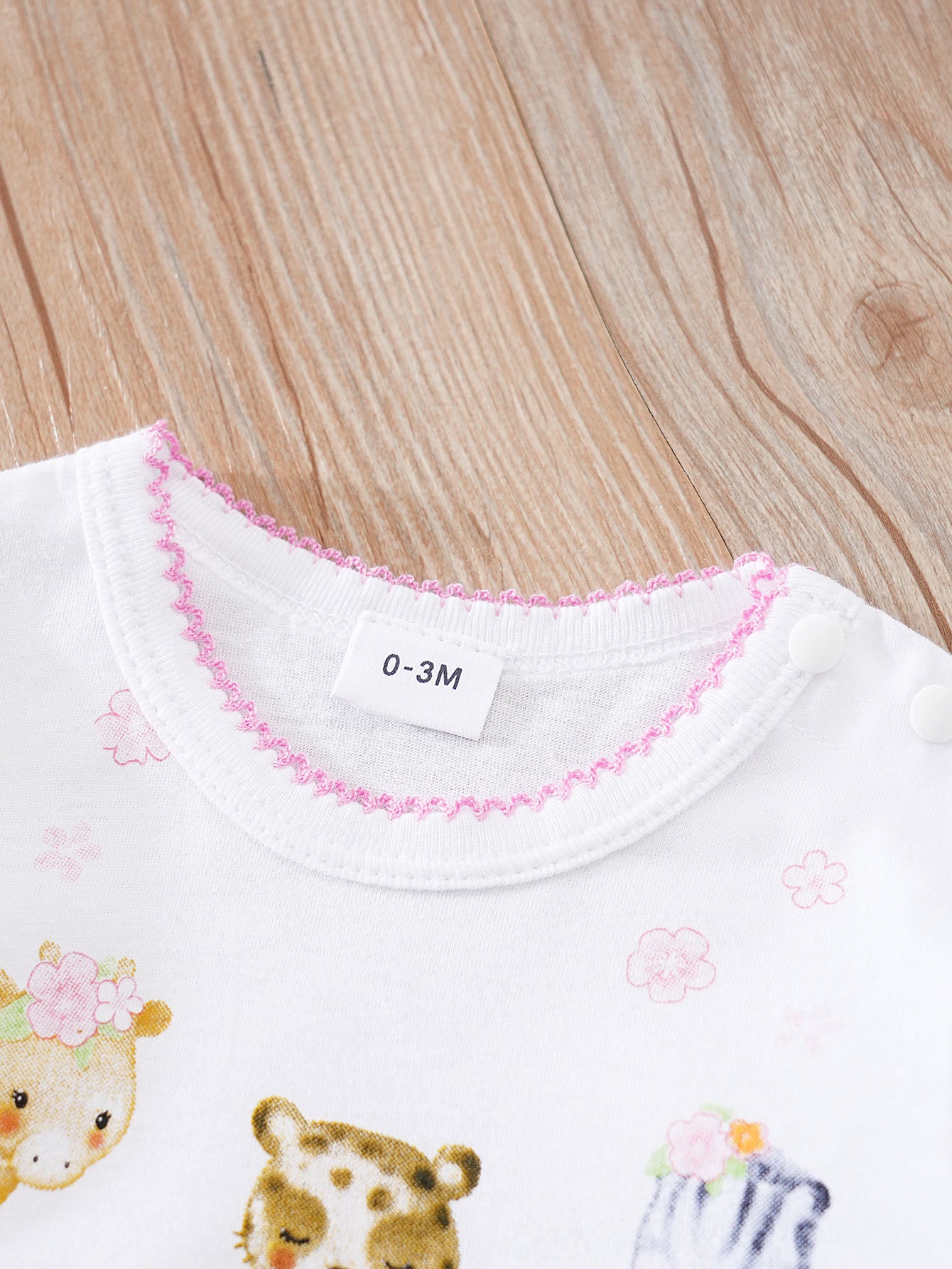 Infant Girls White Graphic Printed Pure Cotton Rompers