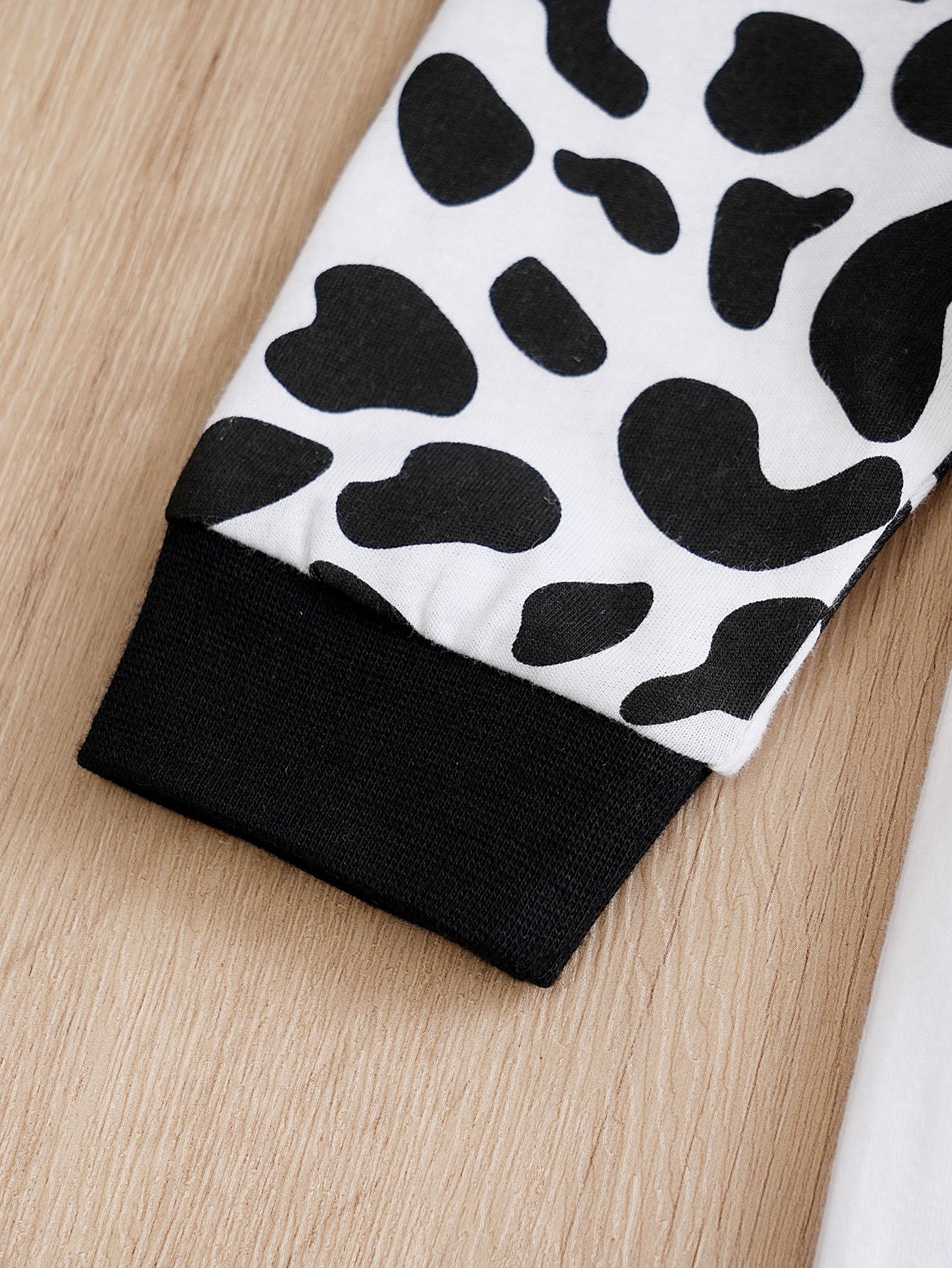 White & Black Infants Printed Cotton Rompers
