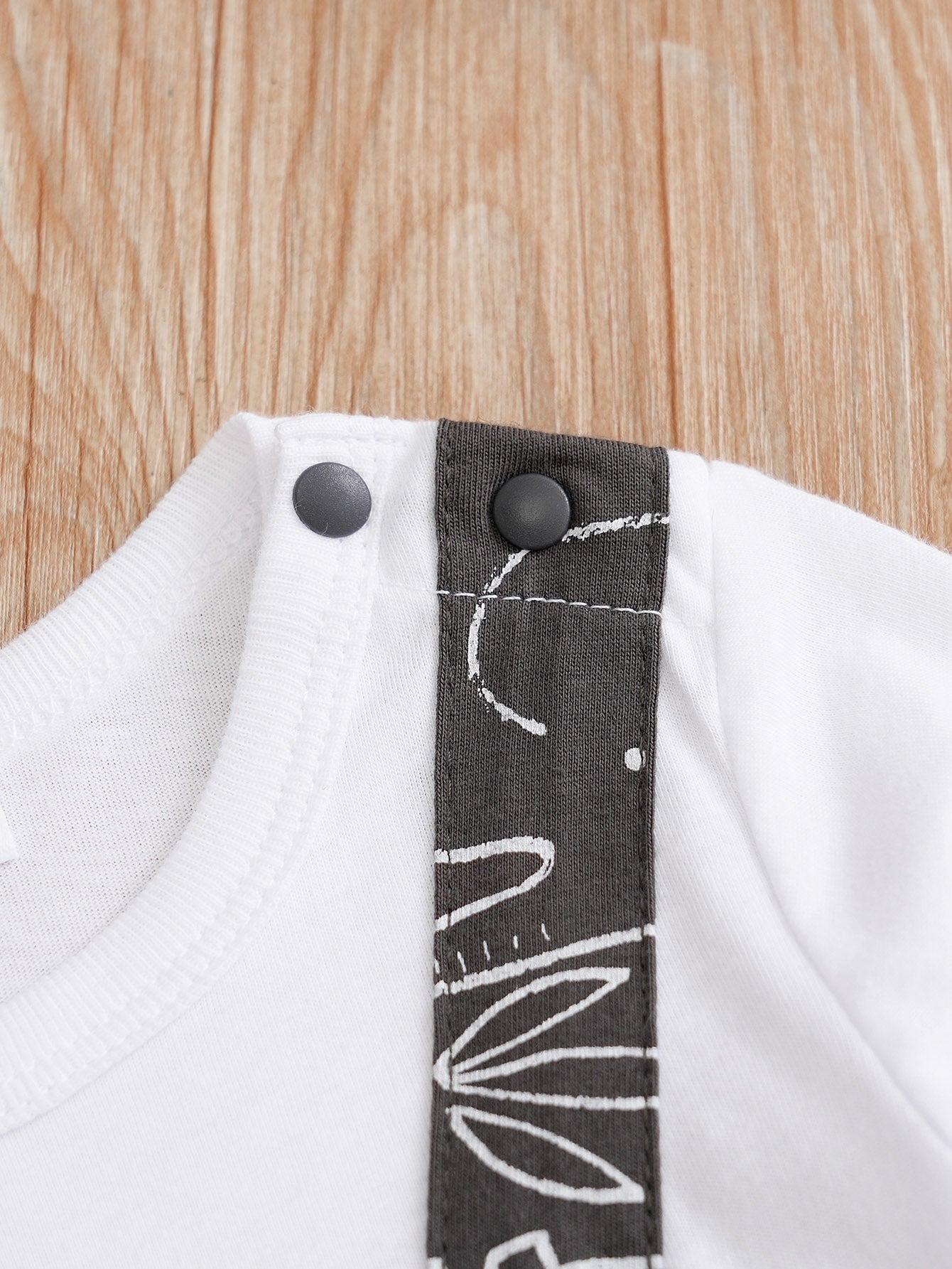 Infant Boys Black & White Printed Cotton Rompers