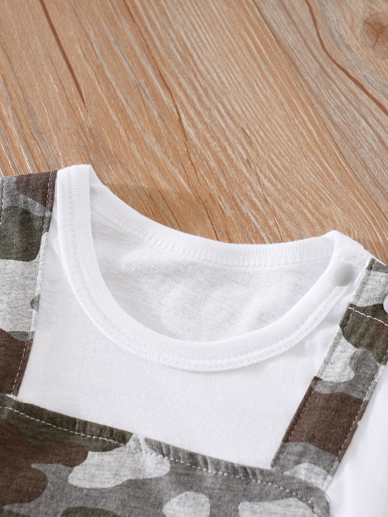 Infant Boys Camouflage Printed Cotton Rompers