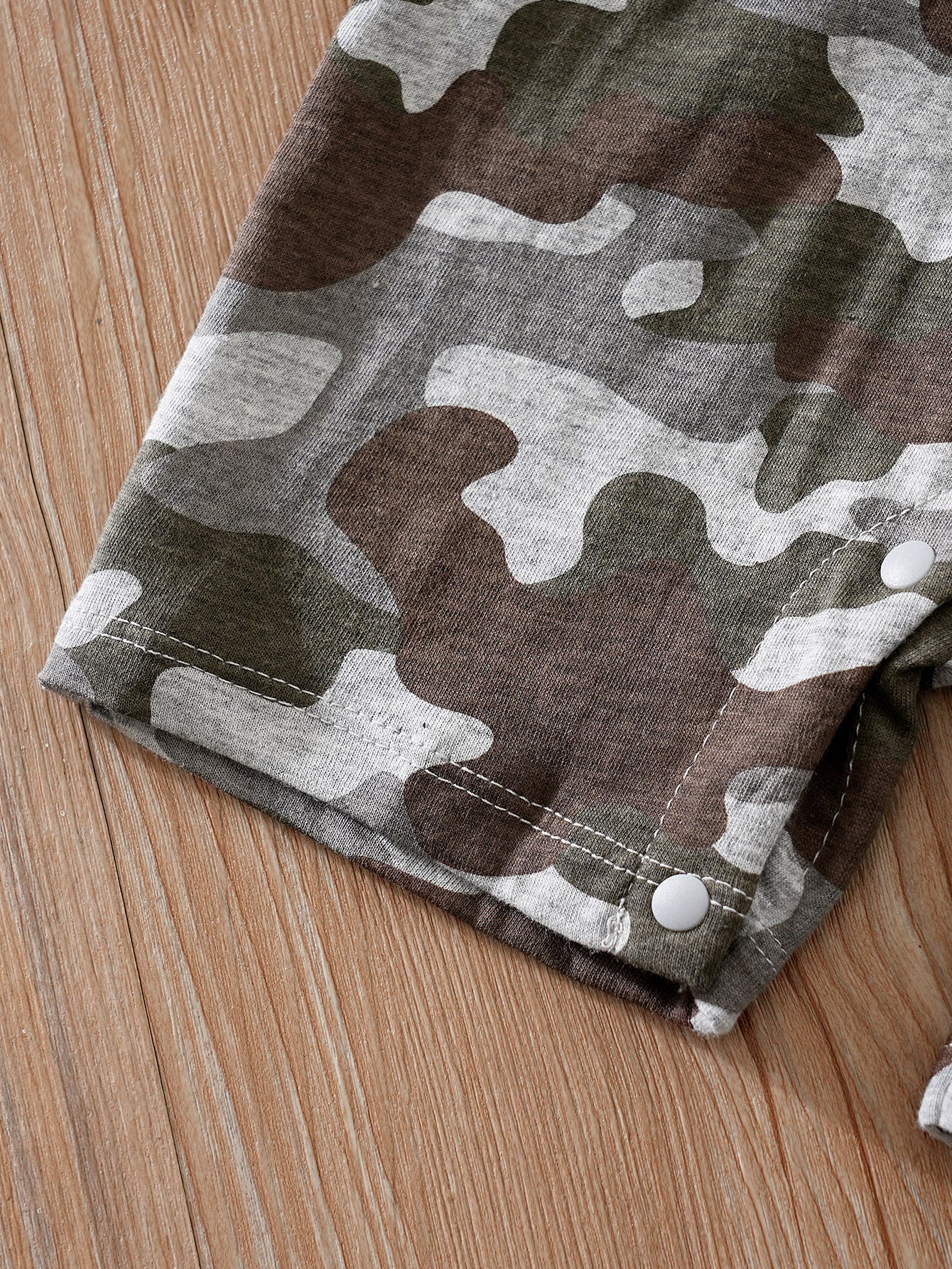 Infant Boys Camouflage Printed Cotton Rompers