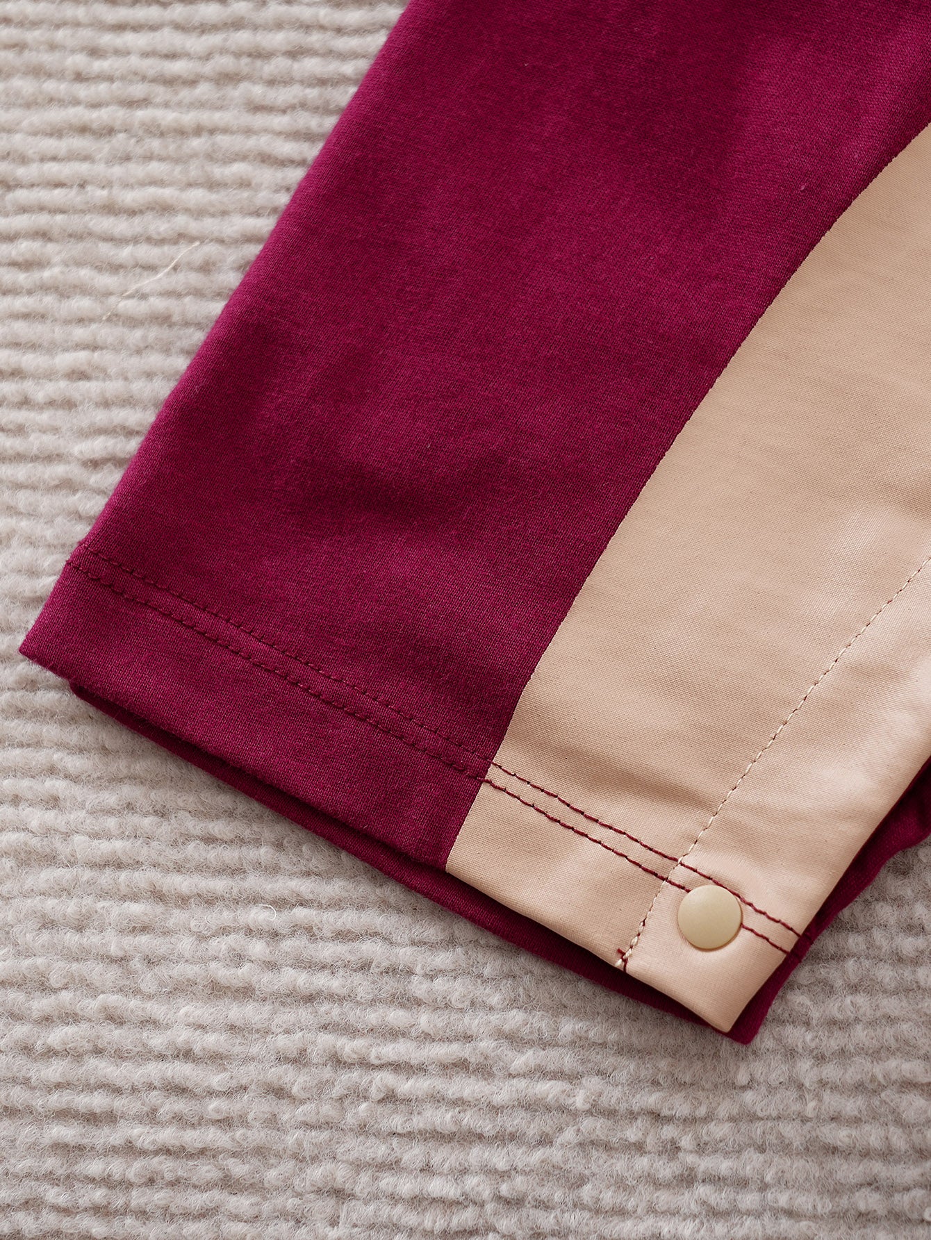 Red & White Infants Colourblocked Pure Cotton Rompers